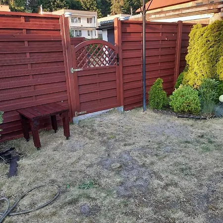 Mieszkanie z ogródkiem i grillem Świnoujście Exterior foto
