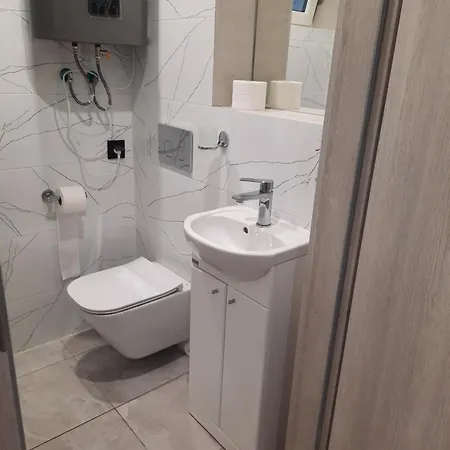 Mieszkanie z ogródkiem i grillem Świnoujście Exterior foto