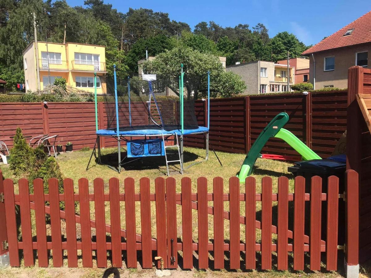 Apartmán Mieszkanie Z Ogrodkiem I Grillem