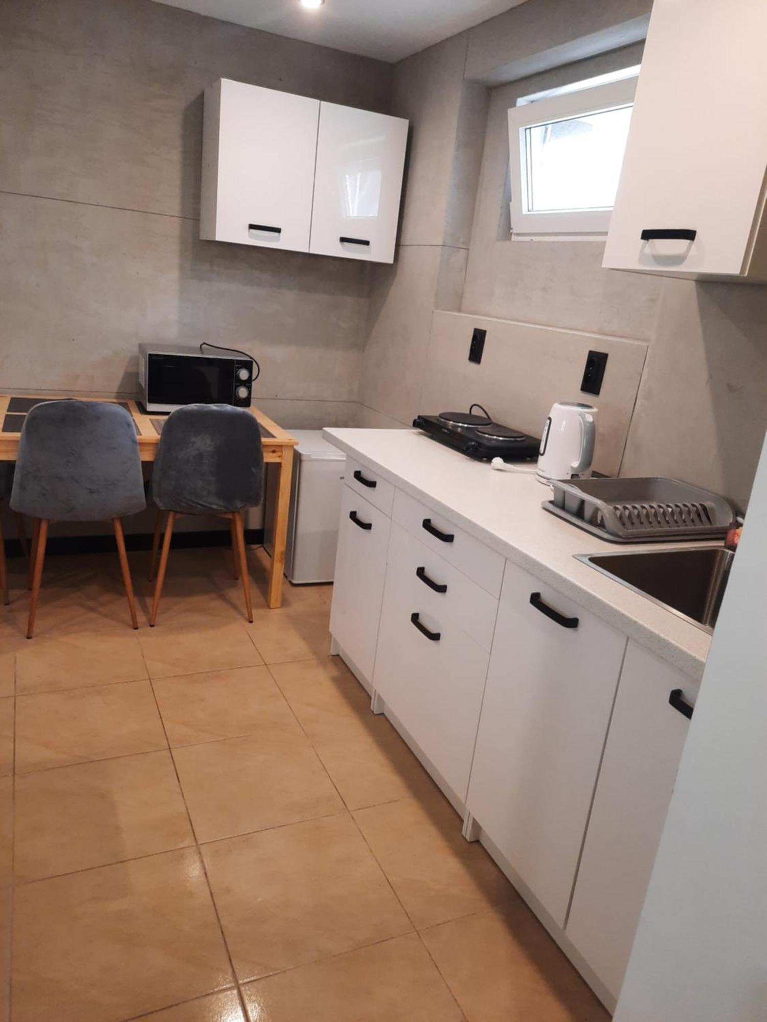 Apartmán Mieszkanie Z Ogrodkiem I Grillem